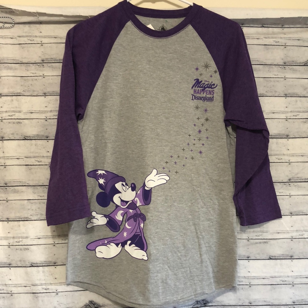 Disney top